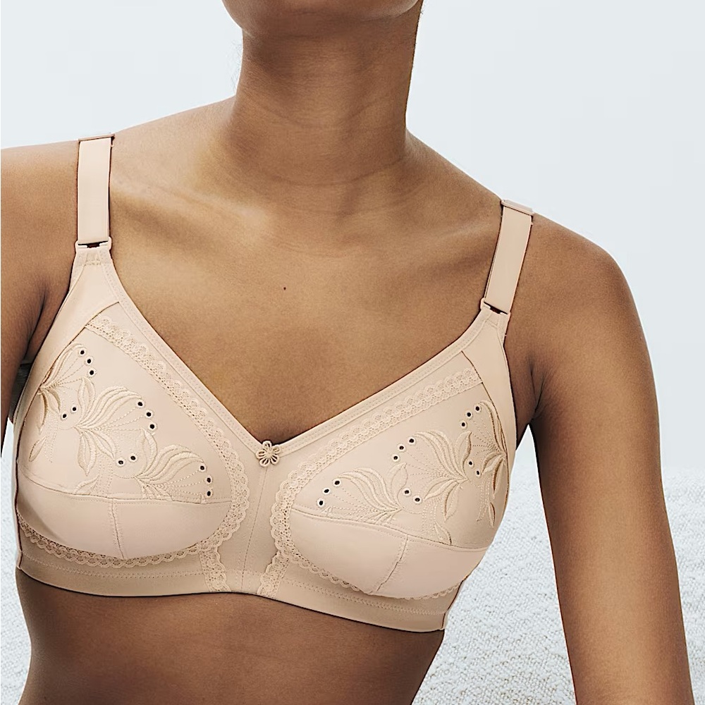 Marks & Spencer Elegant Cream Lace design Bra